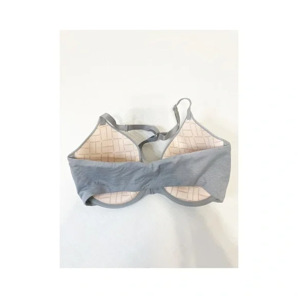 NWOT Victoria’s Secret Racerback Semi Demi Bra - Picture 2 of 3